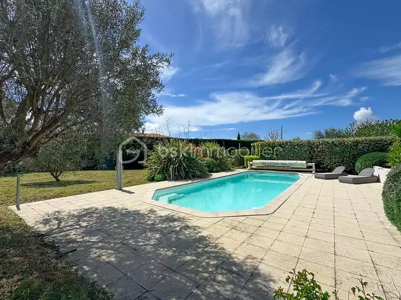 Maison, 237 m²
