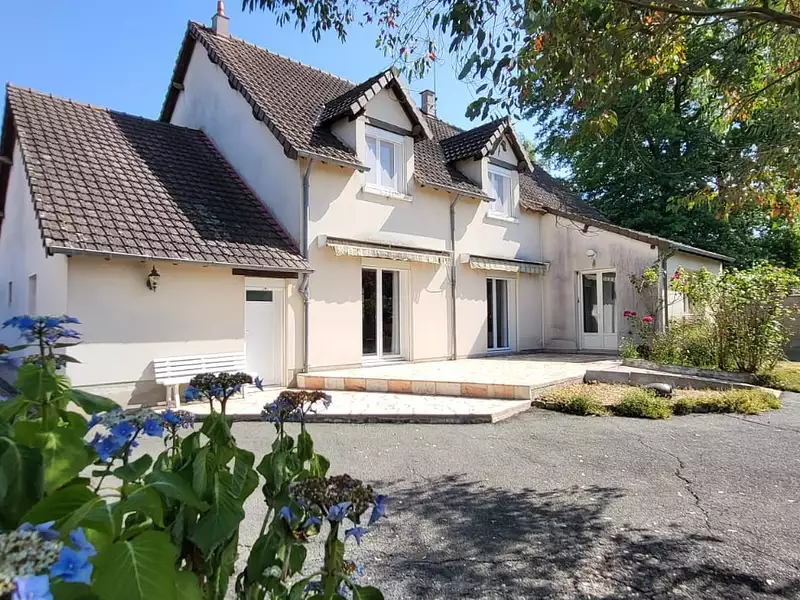 Maison, 216 m²