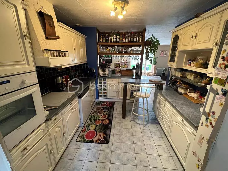 Maison, 205 m²