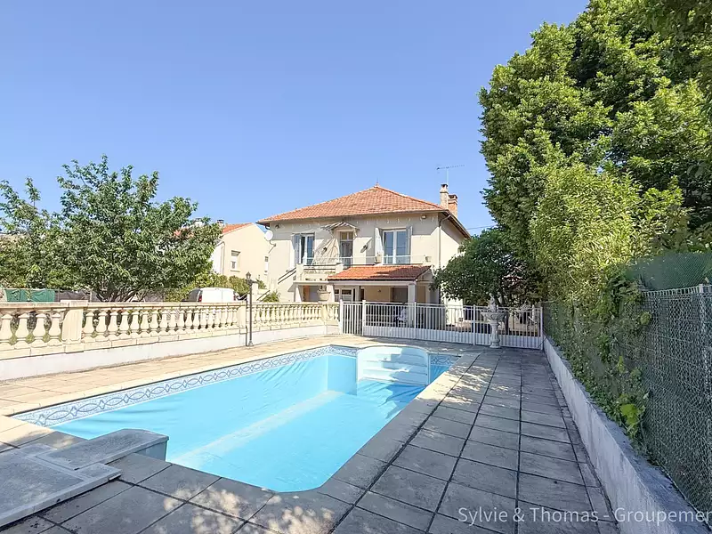 Maison, 181 m²
