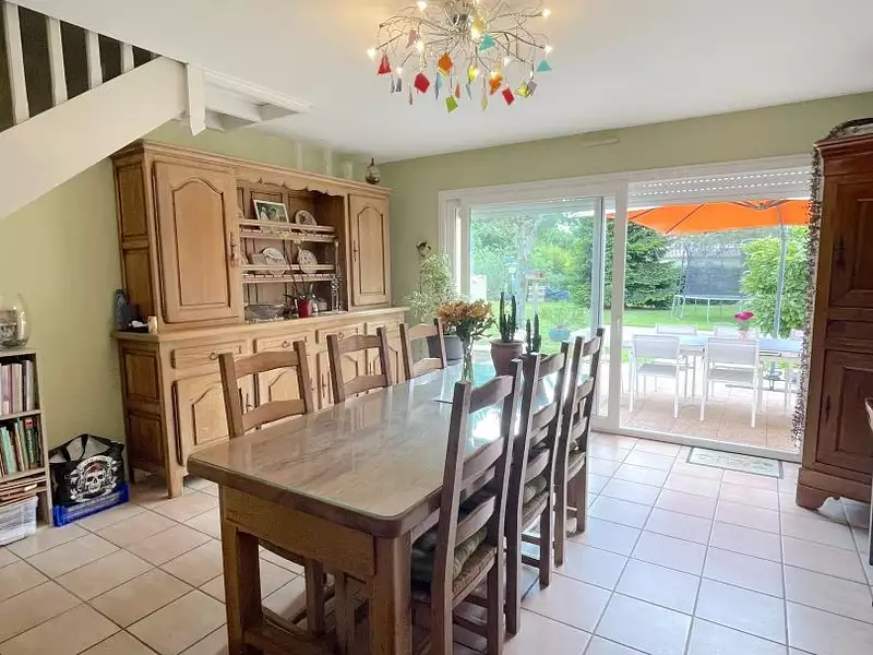 Maison, 144 m²