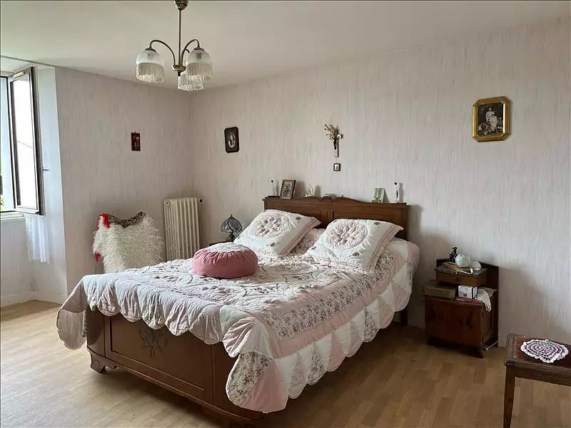 Maison, 250 m²