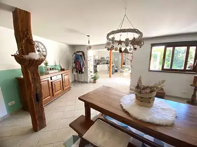 Maison, 205 m²