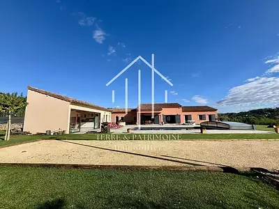 Maison, 176 m²