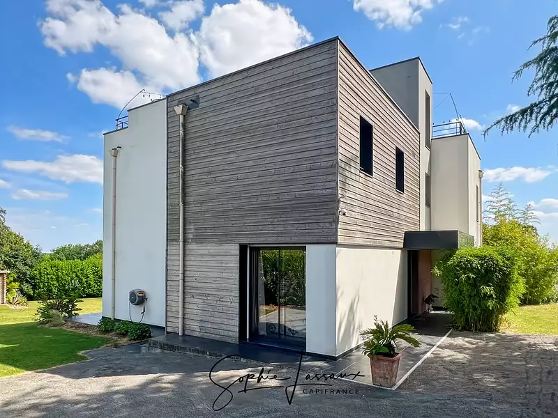 Maison, 181 m²