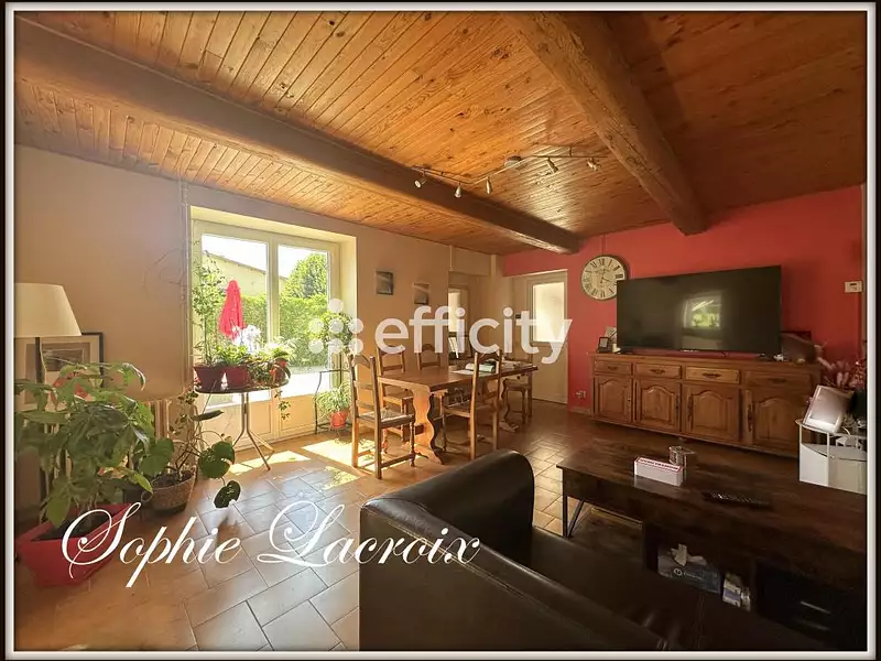 Maison, 212 m²