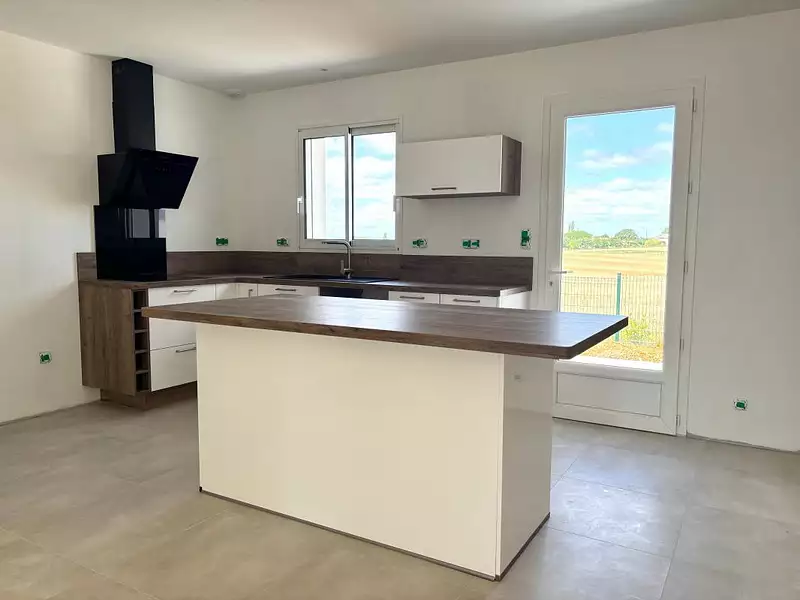 Maison, 94 m²