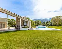 Maison, 275 m²