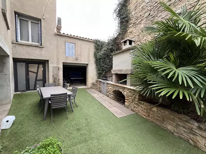 Maison, 180 m²