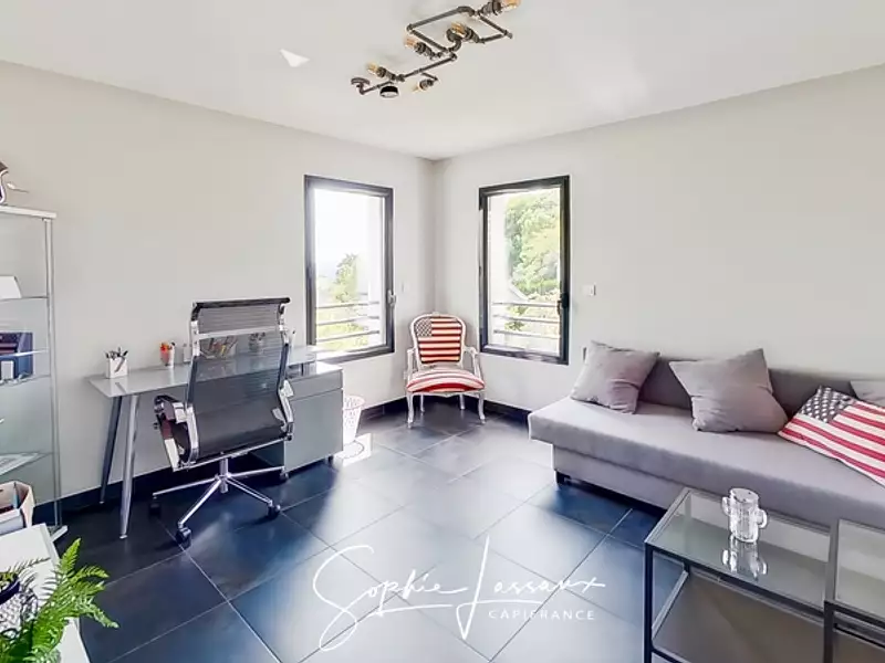 Maison, 181 m²