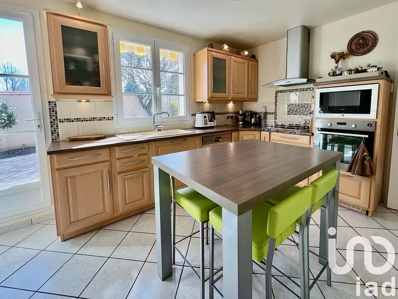Maison, 168 m²