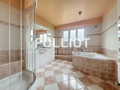 Appartement, 121,79 m²