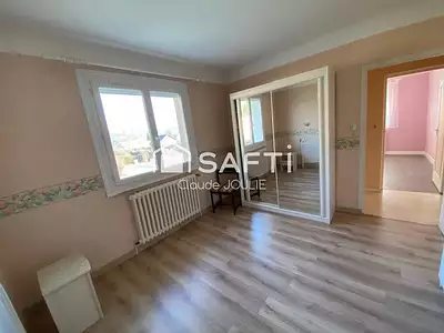 Maison, 137 m²
