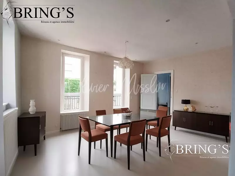 Maison, 227 m²