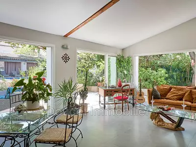 Maison, 210 m²