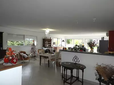 Maison, 175 m²