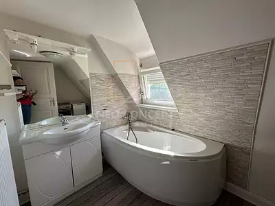 Maison, 194,9 m²