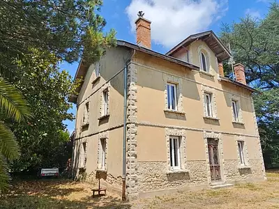 Maison, 208 m²