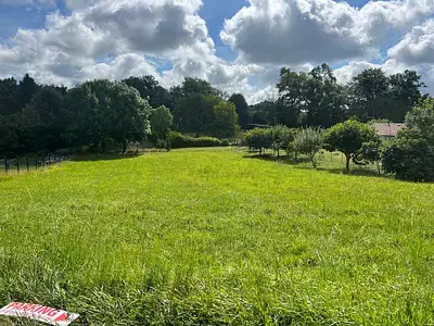 Terrain, 1 749 m²