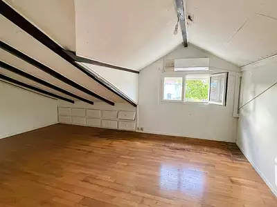 Maison, 244 m²