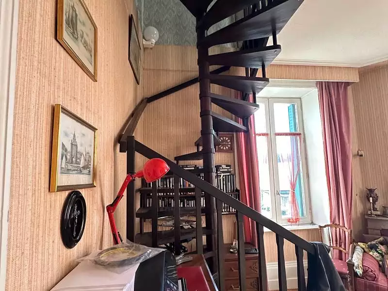 Maison, 300 m²