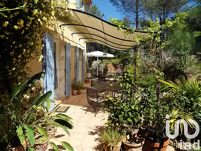Maison, 341 m²