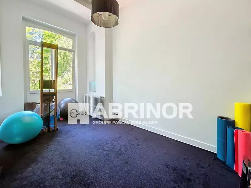 Maison, 307 m²