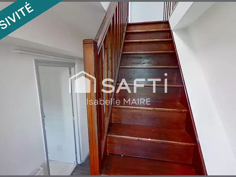 Immeuble, 687 m²