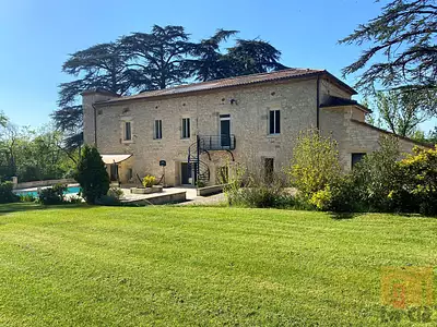 Maison, 450 m²