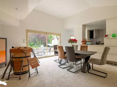 Maison, 216 m²