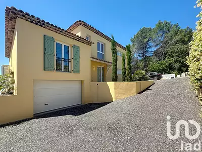 Maison, 210 m²