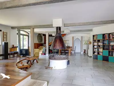 Maison, 233 m²