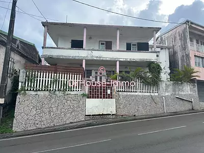 Immeuble, 181 m²