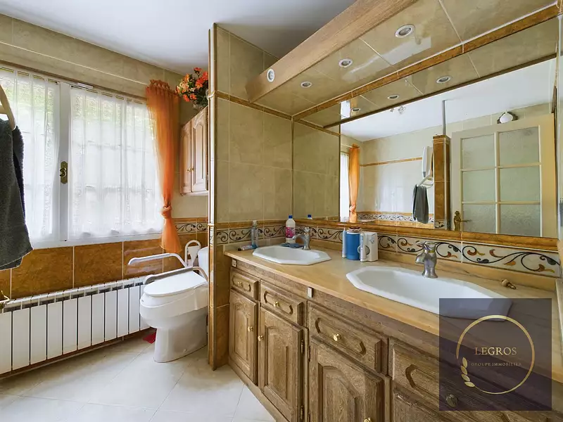 Maison, 160 m²