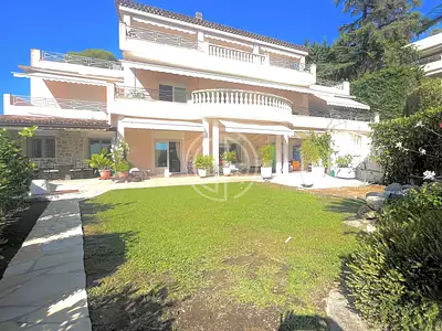 Appartement, 245 m²