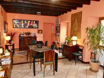 Maison, 230 m²