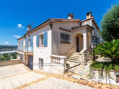 Maison, 181 m²