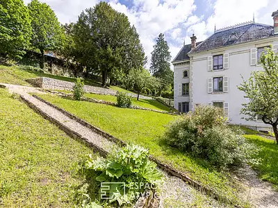 Maison, 330 m²