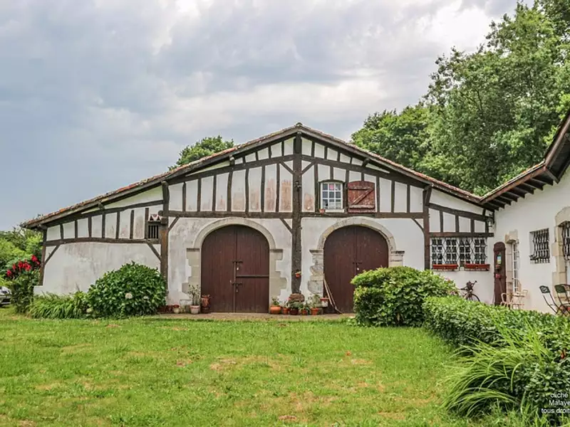 Maison, 276 m²