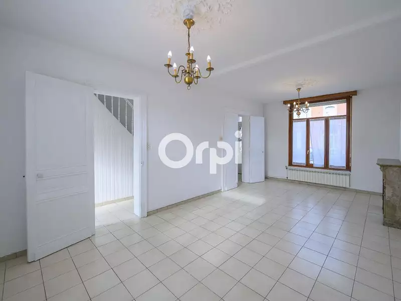 Maison, 163 m²