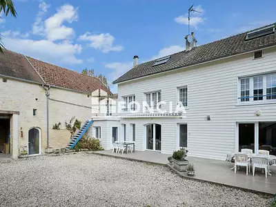 Maison, 230 m²