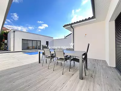 Maison, 181 m²