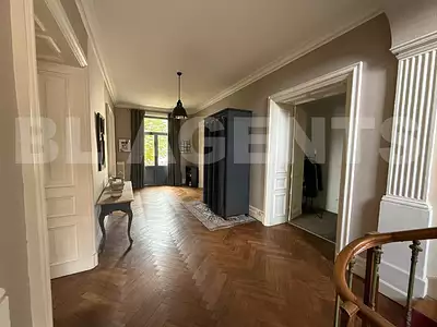 Maison, 390 m²