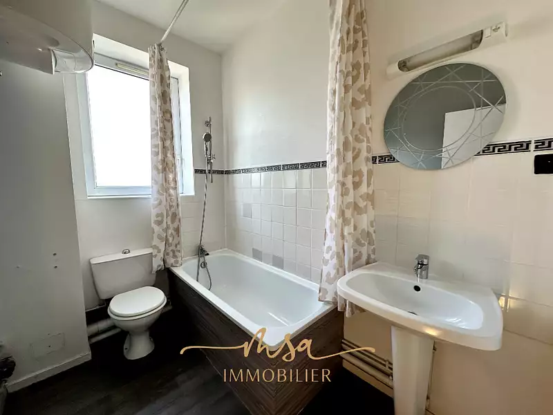 Immeuble, 352 m²