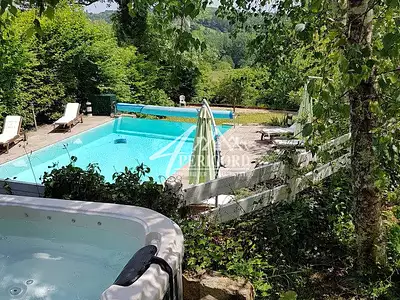 Maison, 225 m²