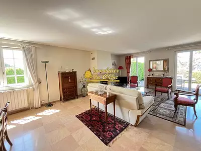Maison, 215,86 m²