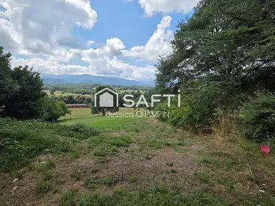 Terrain, 1 800 m²