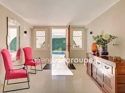 Maison, 280 m²