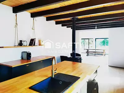 Maison, 215 m²