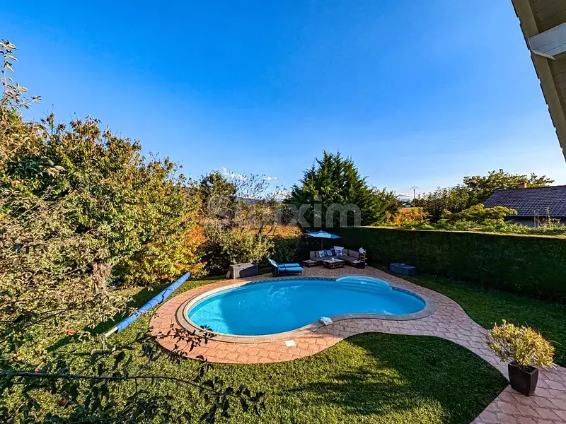 Maison, 179 m²